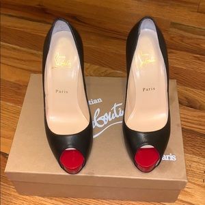 Christian Louboutin very prive 120 kid/pattent